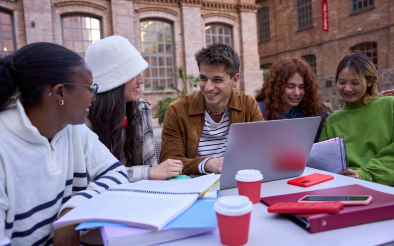 Estudiar Mercadeo en Ciudad de Panamá: la Universidad Latina impulsa líderes en estrategias comerciales modernas